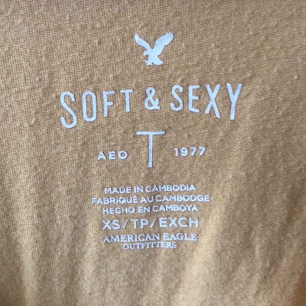 long sleeve mustard yellows tee